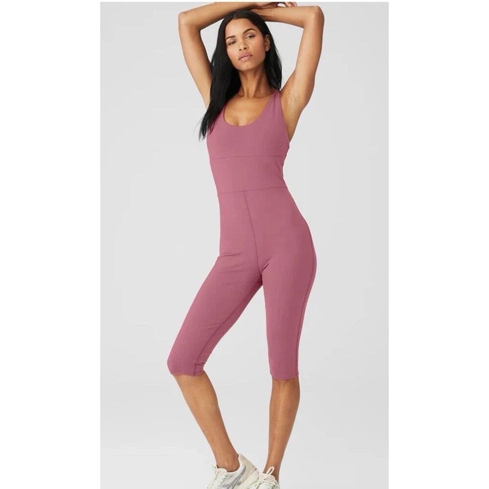 ALO Yoga Mauve Pink Sleeveless Cropped Jumpsuit Leggings